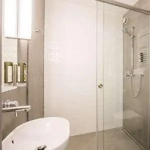 Qubus Отель Жоры