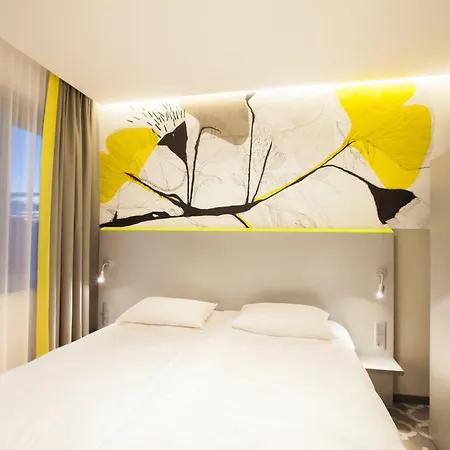 Qubus Hotel