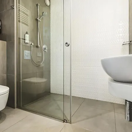 Qubus Hotel
