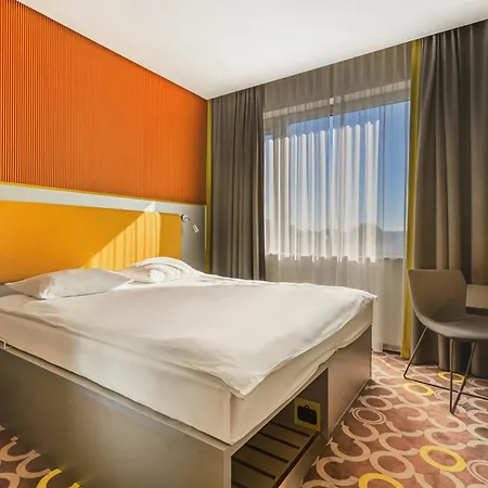 Qubus Hotel